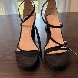 Chinese Laundry Taryn Platform Sandals in Black‎